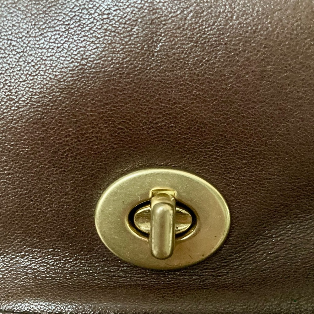 Vintage Coach Legacy 9718 Saddle Bag | 1990s Glove-Tanned Leather Rich Mahogany - Picture 5 of 9